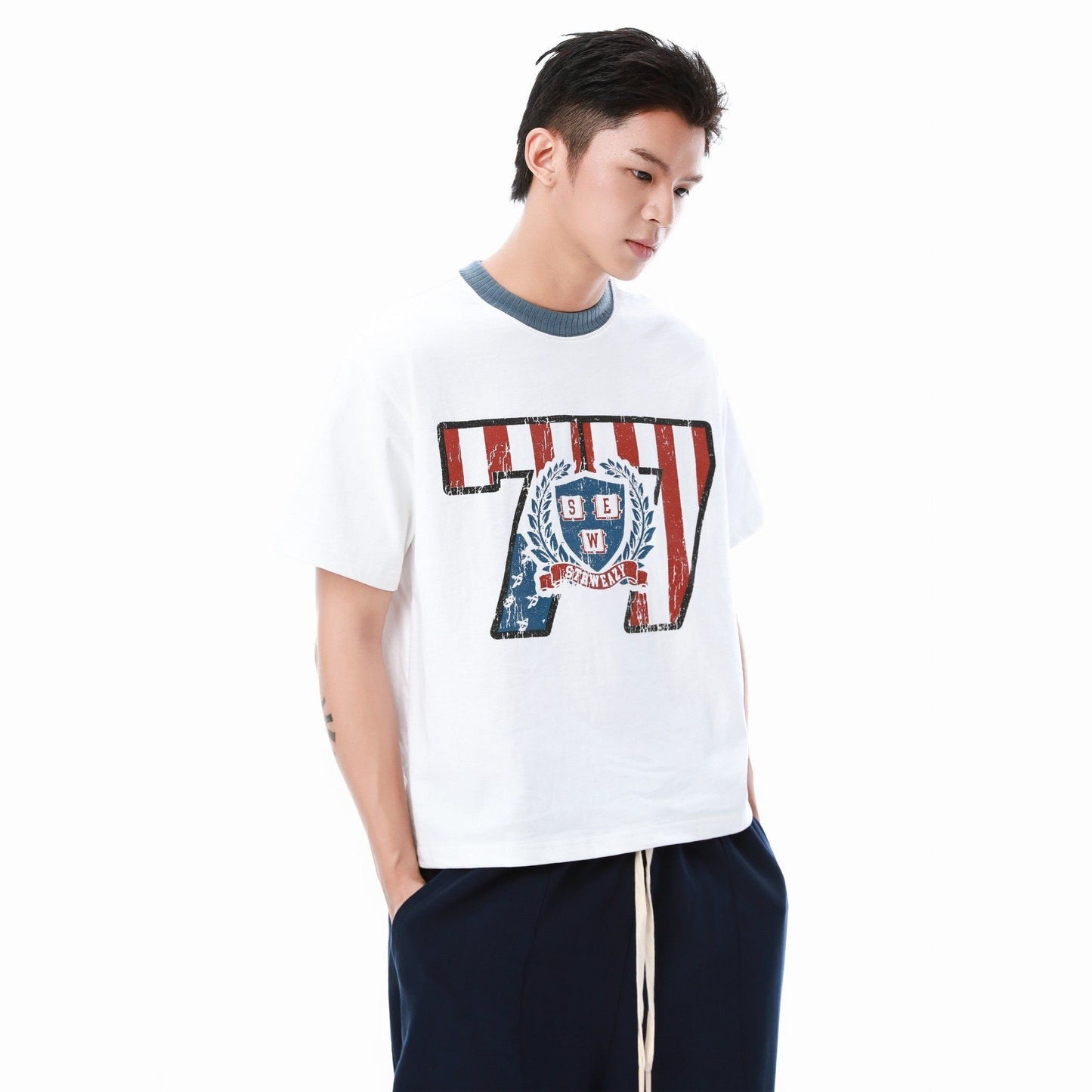 SWE CREST BOXY TEE - WHITE